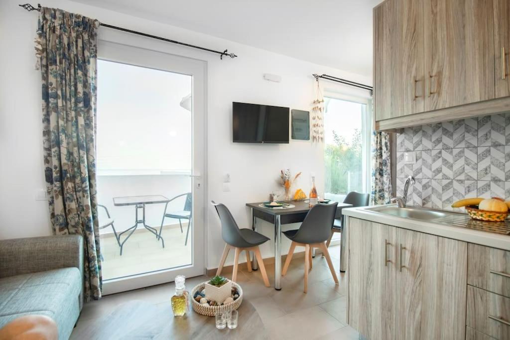 Sunset View Apt In South Crete Achlia ภายนอก รูปภาพ